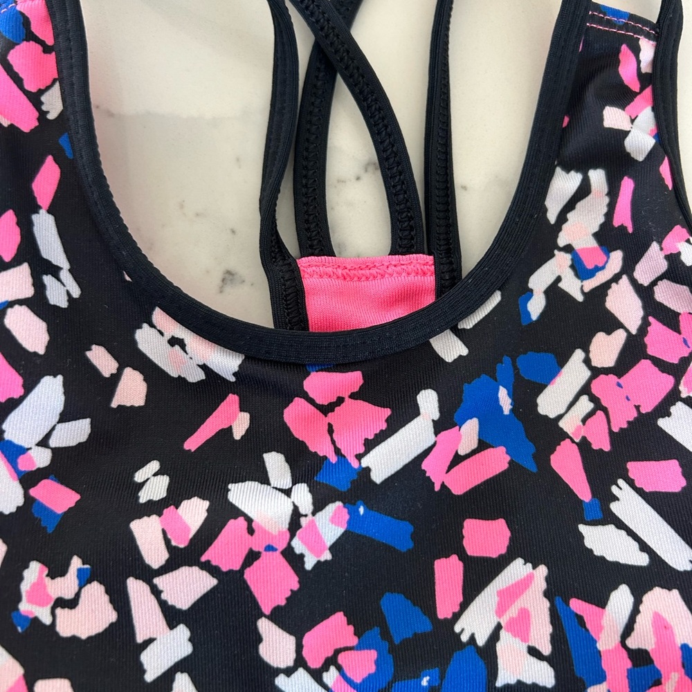 Under Armour Girls Sports Bras!! Gently used!! Set of 3!! - Picture 4 of 7